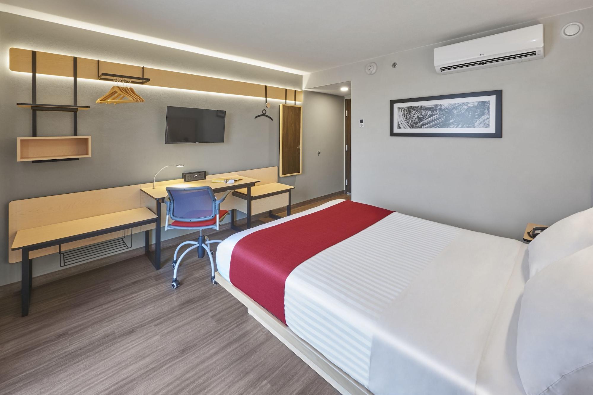 City Express By Marriott Saltillo Norte Exterior photo