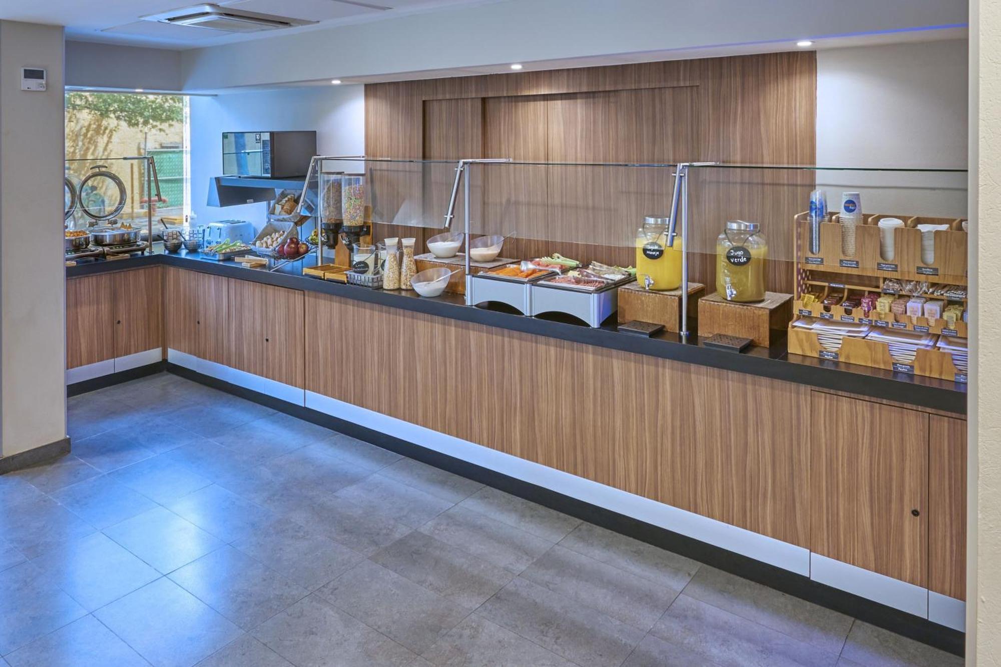 City Express By Marriott Saltillo Norte Exterior photo