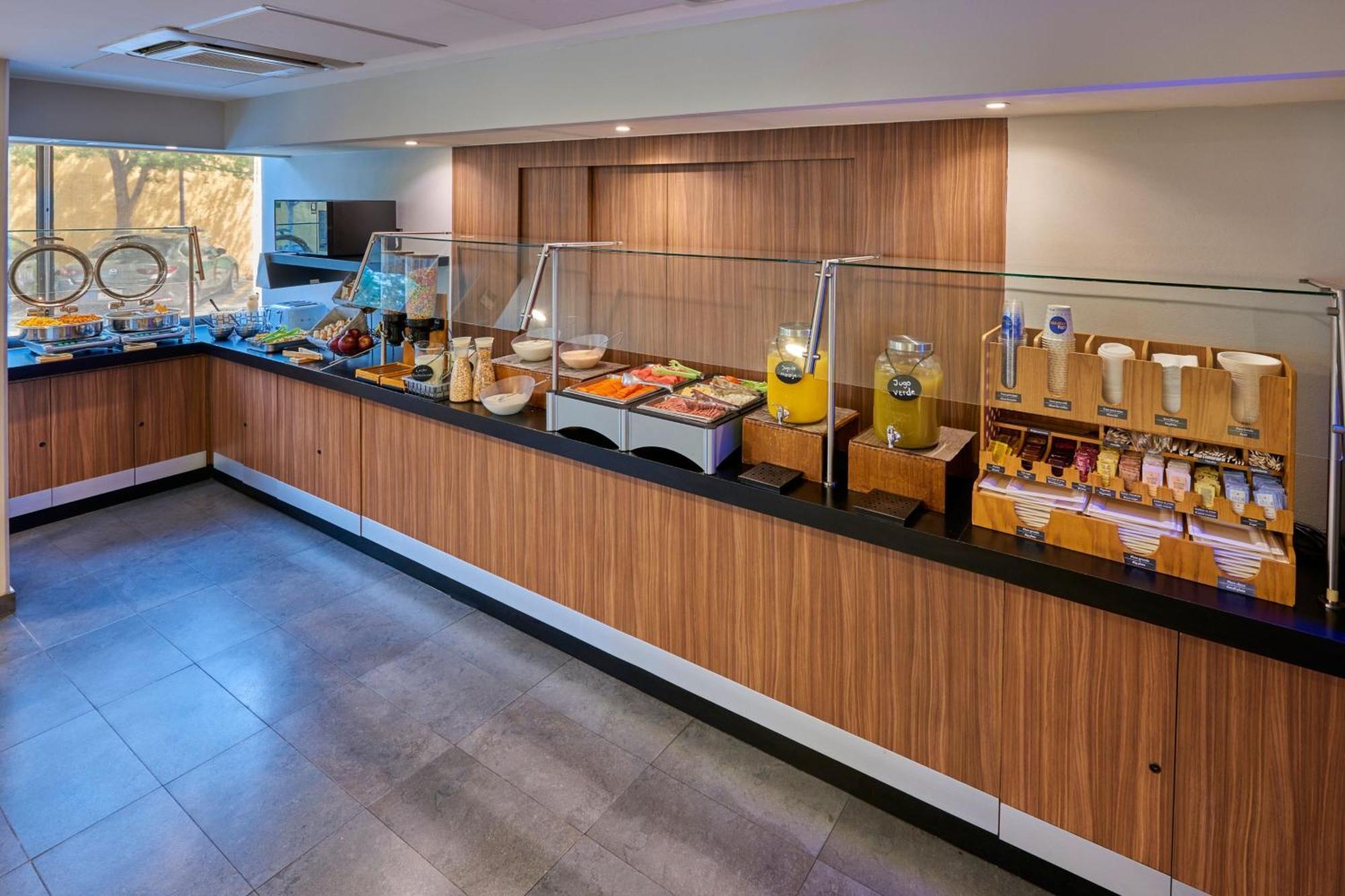 City Express By Marriott Saltillo Norte Exterior photo