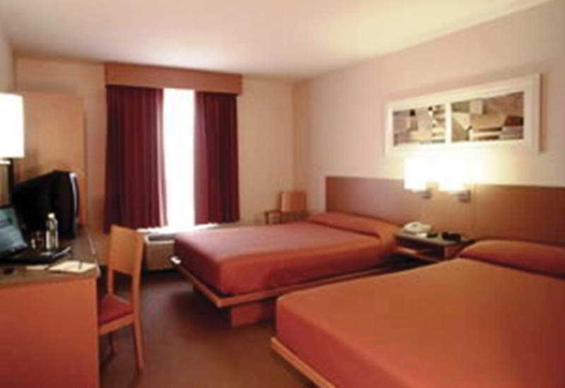 City Express By Marriott Saltillo Norte Exterior photo